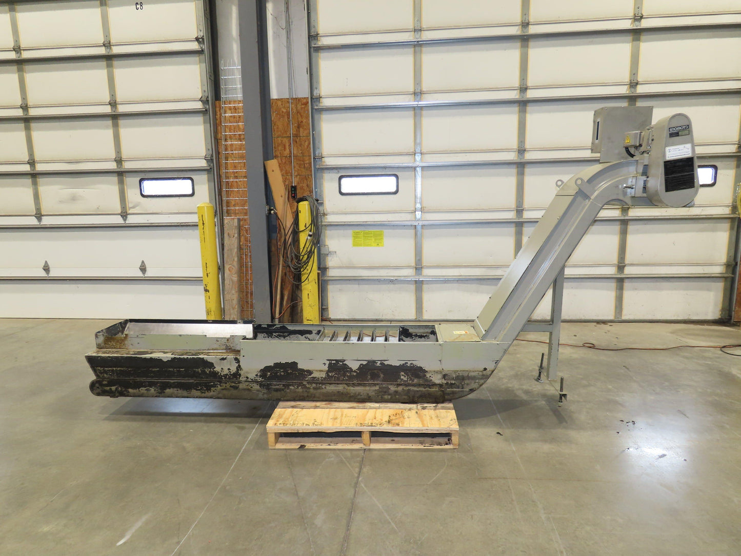 Enomoto Hinge Belt CNC Chip Conveyor 16"x 88" Infeed 46" Discharge 220V 3PH