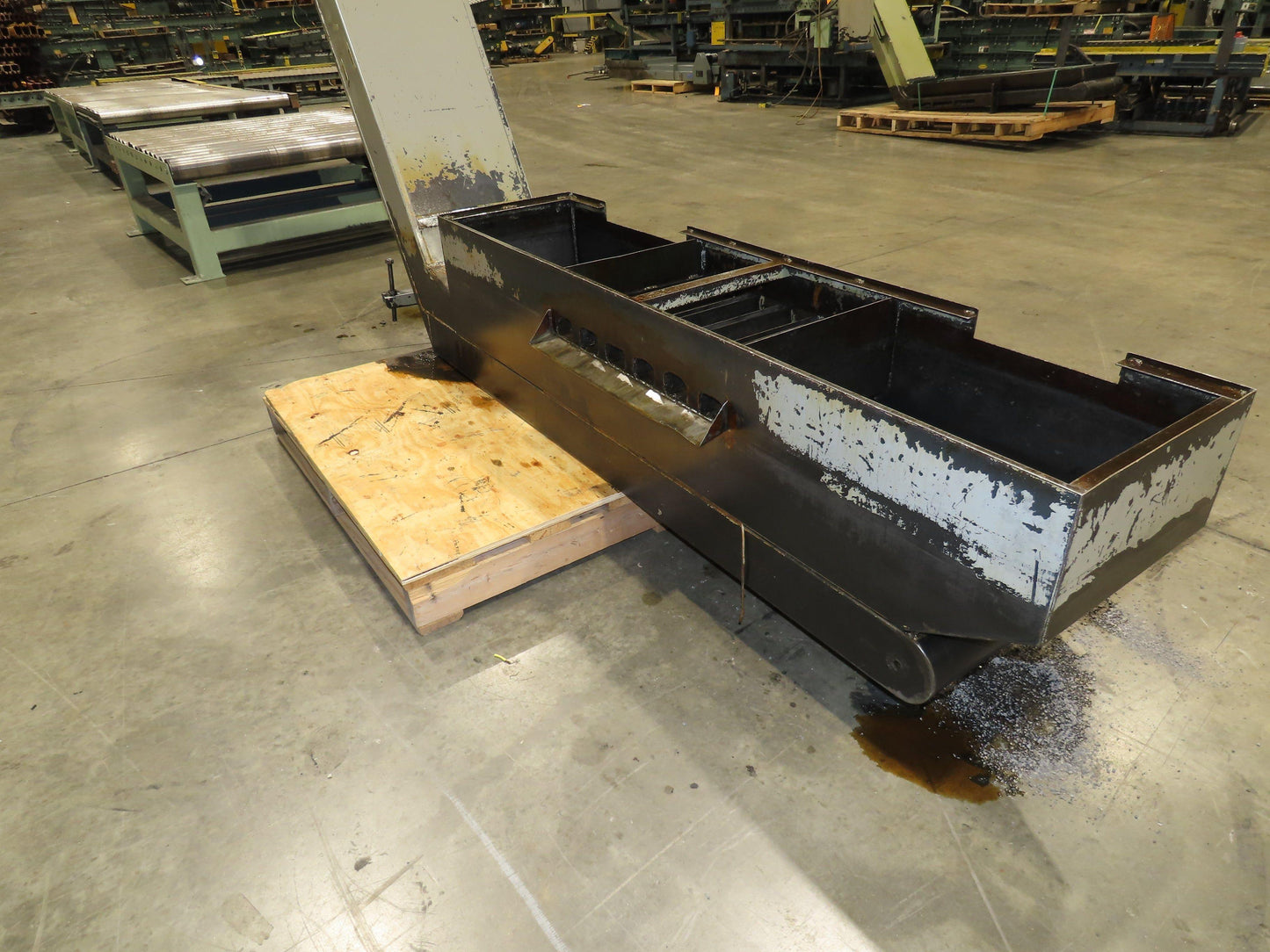 Enomoto Hinge Belt CNC Chip Conveyor 16"x 62" Infeed 43" Discharge 220V 3PH