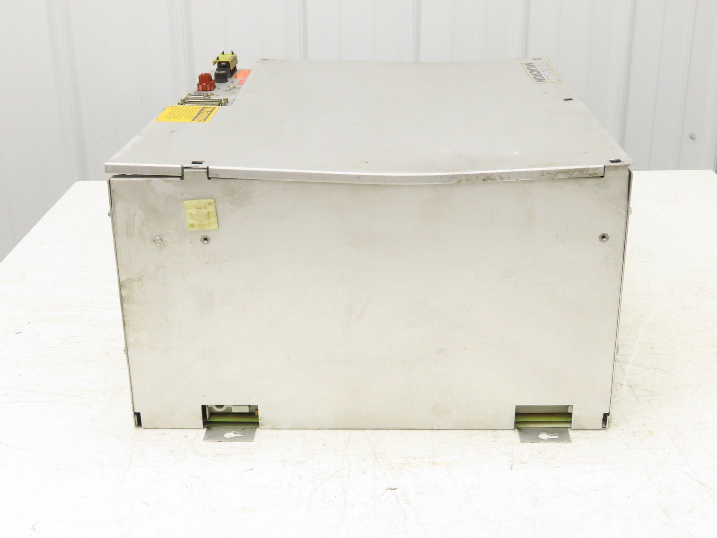 Cincinnati Milacron 3-700-0198A PLC Chassis Slot Rack Power Supply 115V 3A 1PH