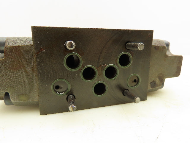 Husky Hydrolux Moog WEH43P10A03CSBN Directional Solenoid Valve K-WE43P06C08PC0BN