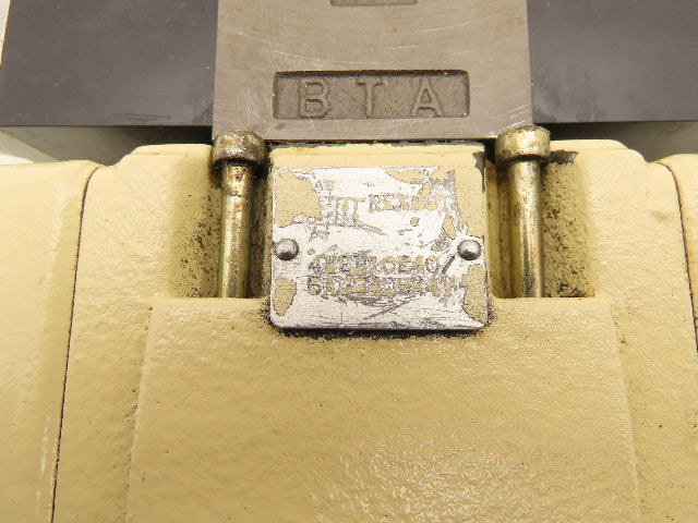 Rexroth 4WE6 W53/AG24NK4 Directional Control Solenoid Valve 4WEH10E40 24V