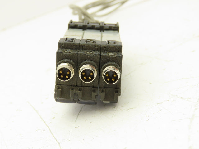 Keyence FS-V31CP Amplifier Photoelectric Sensor Set 12-24VDC 20mA M8 Connector