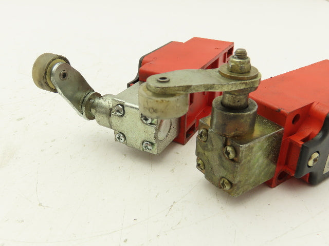 Bernstein ENK-UV1Z AHS-V Limit Switch 500V 10A 30mm Arm Plastic Roller Lot of 2