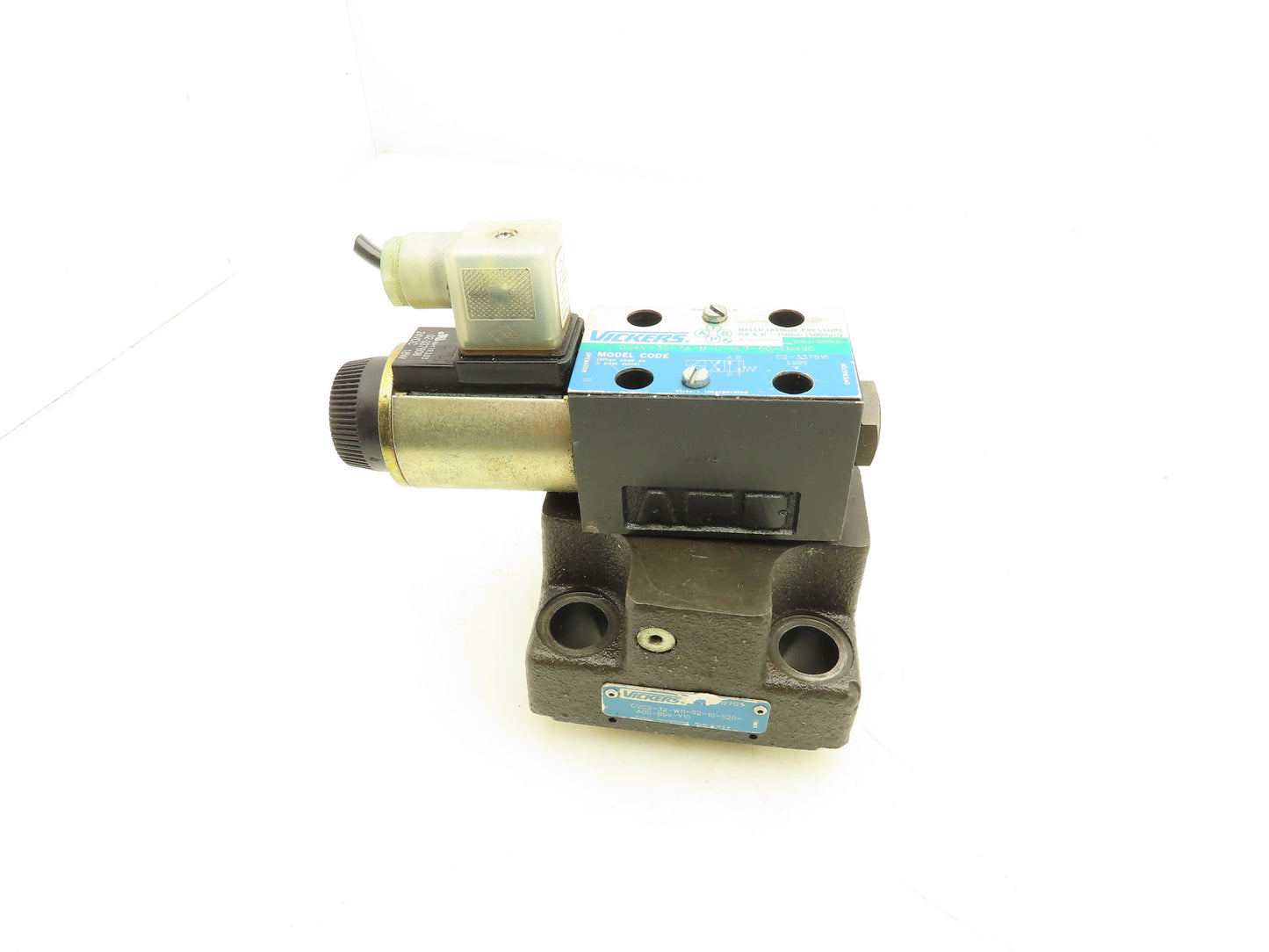 Vickers CVCS-32-W11-S2-10-S20-A00-B99-Y10 Cartridge Valve Control Cover 24V