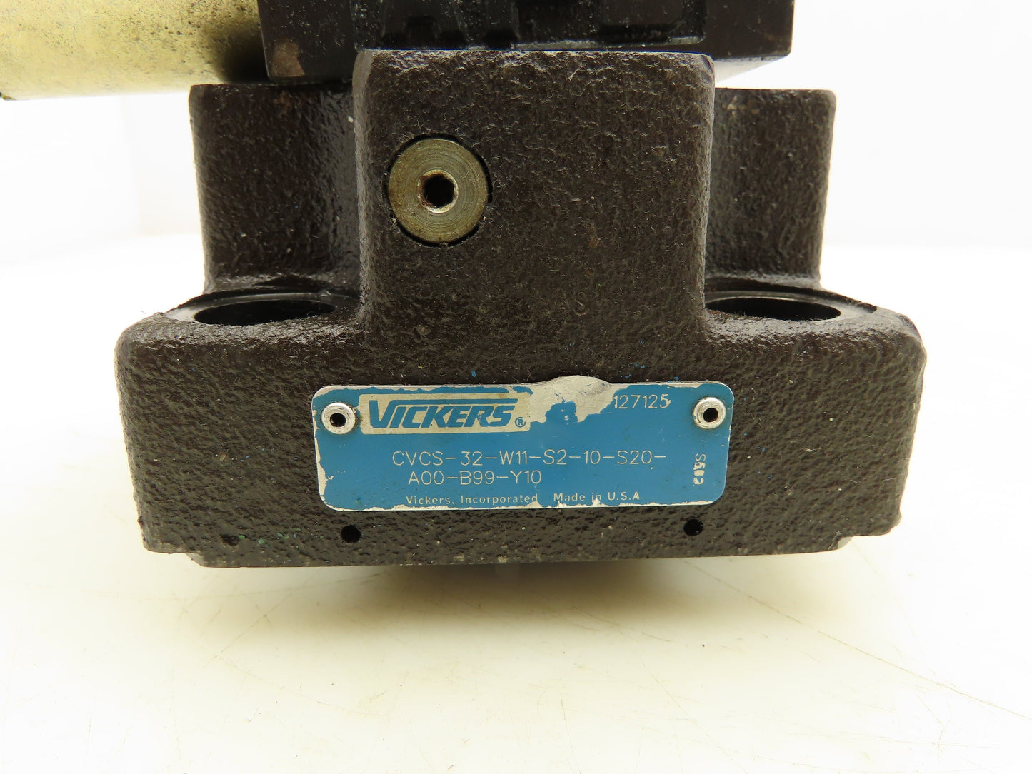 Vickers CVCS-32-W11-S2-10-S20-A00-B99-Y10 Cartridge Valve Control Cover 24V