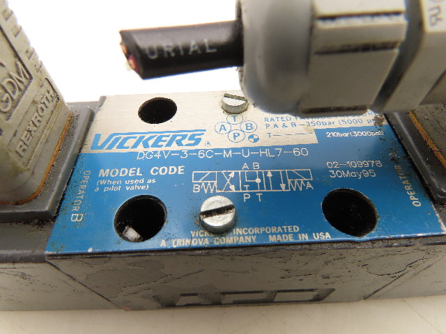 Vickers DG4V-3-6C-M-U-HL7-60 Directional Control Solenoid Valve 24VDC