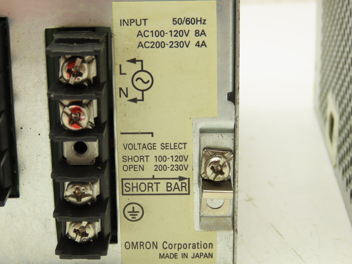 Omron S82J-30024 PLC Power Supply 100-230V In 24VDC 14A Out Lot of 4