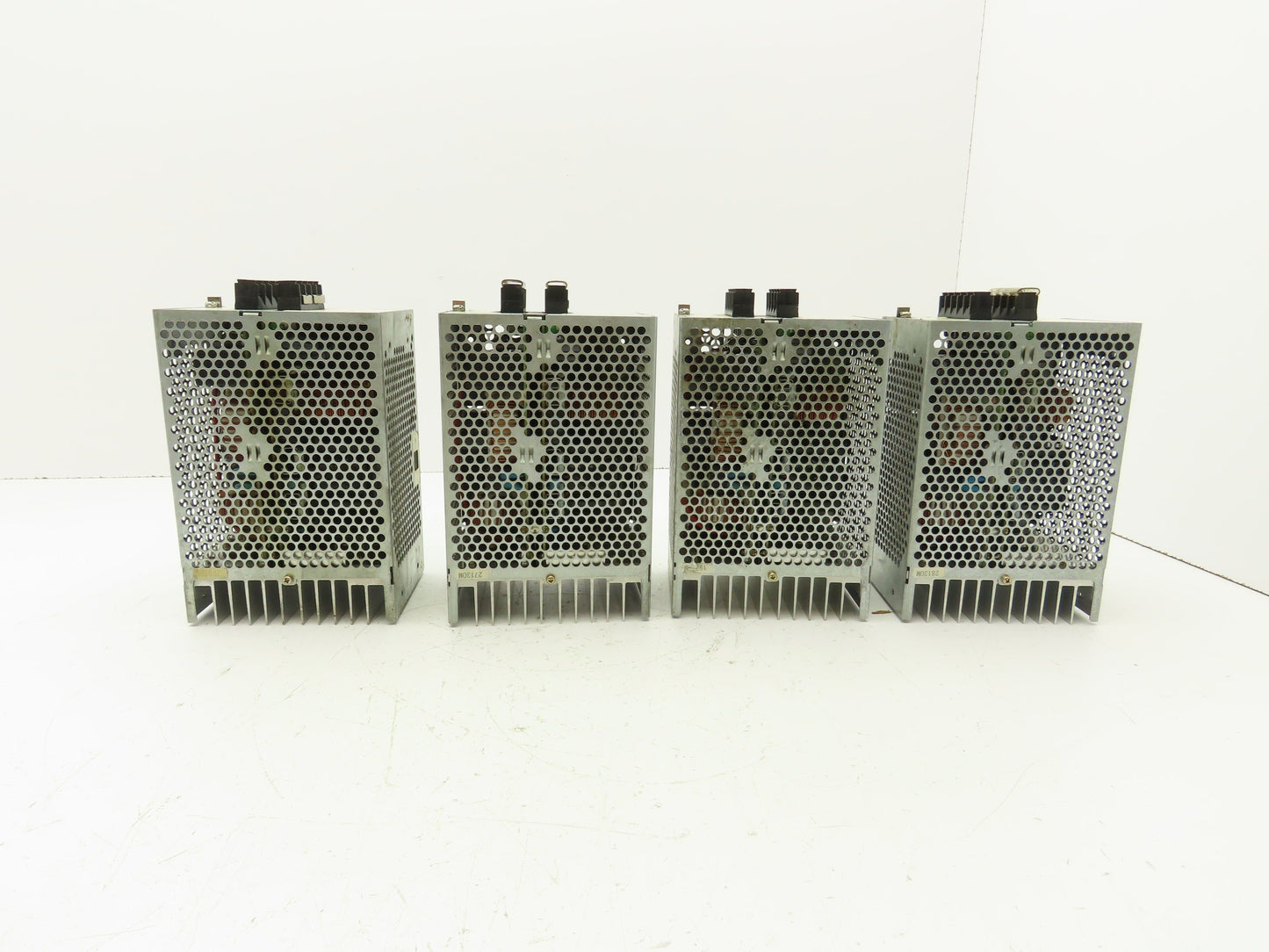 Omron S82J-30024 PLC Power Supply 100-230V In 24VDC 14A Out Lot of 4