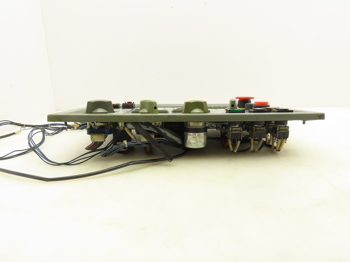 Okuma E0105-566-103-2 Operator Interface Control Panel