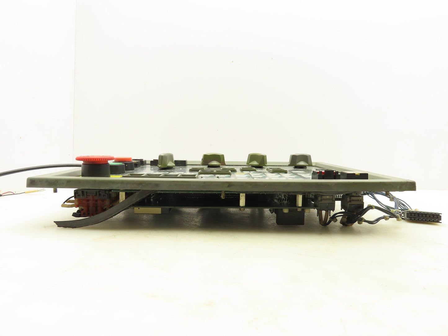 Okuma E0105-566-103-2 Operator Interface Control Panel