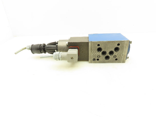 Rexroth 4WRE 10 EA64-14/24K4/M-468 Proportional Directional Valve R900965507