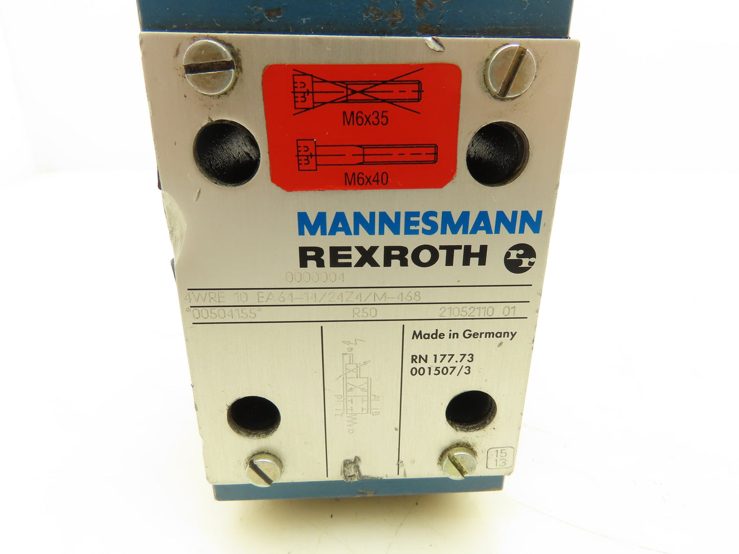 Rexroth 4WRE 10 EA64-14/24Z4/M-468 Proportional Directional Valve 00504155