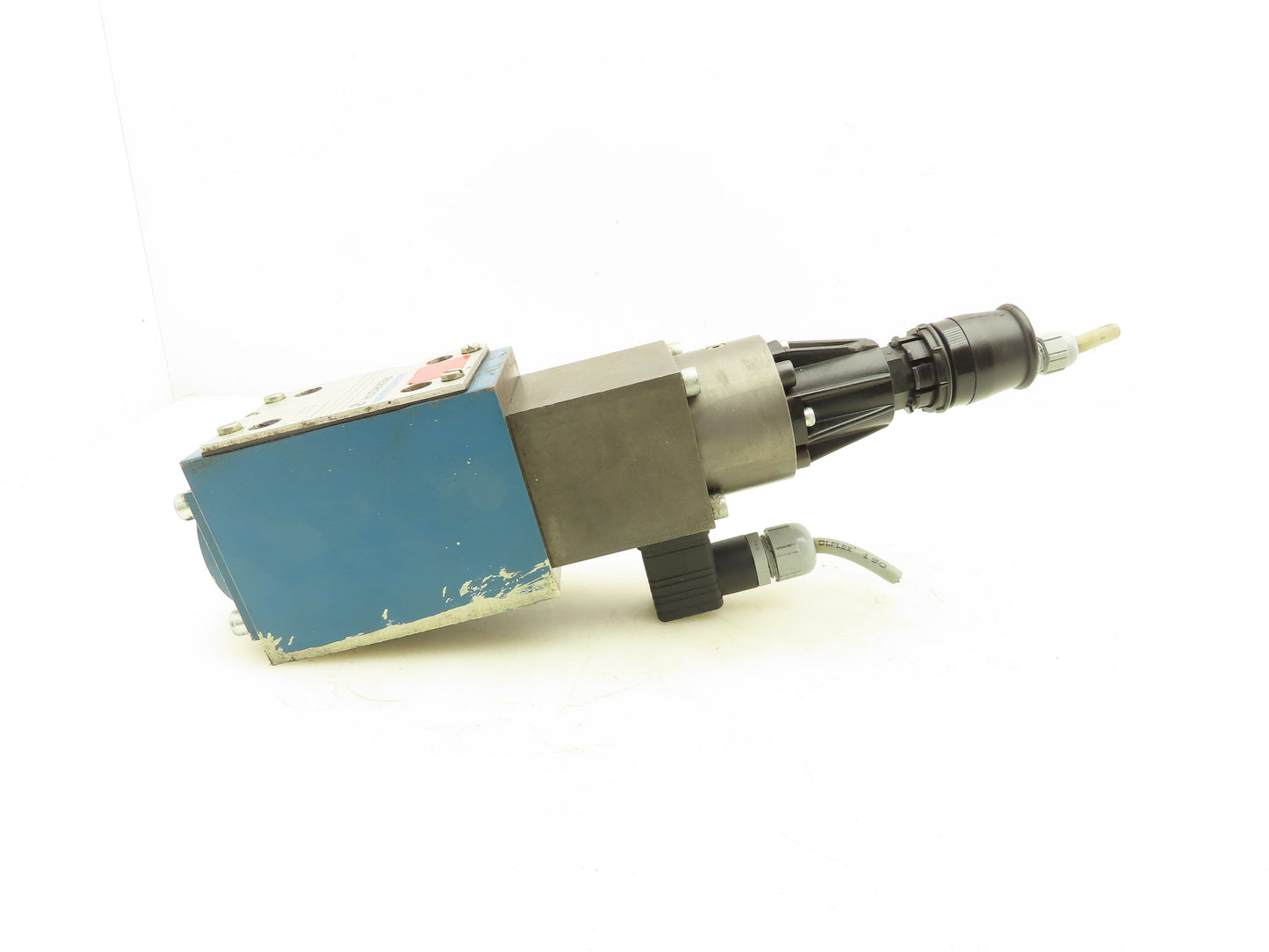 Rexroth 4WRE 10 EA64-14/24Z4/M-468 Proportional Directional Valve 00504155
