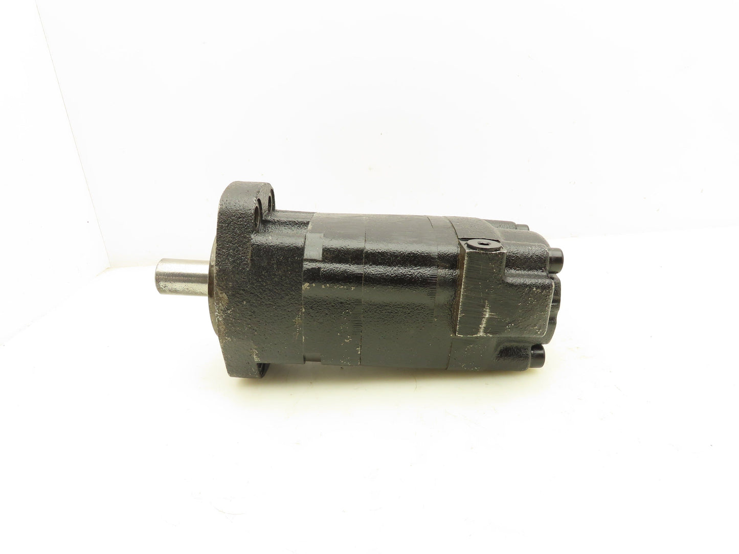 Nippon Orbmark ORB-A-250-AE6C Hydraulic Motor 18 GPM 1500PSI 4-Bolt 1" Shaft