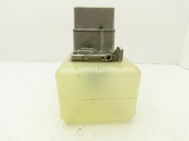 Showa LCB4 8210 Lubrication Oil Pump Machine Oiler 6L Tank 0.1 L/Min 200V