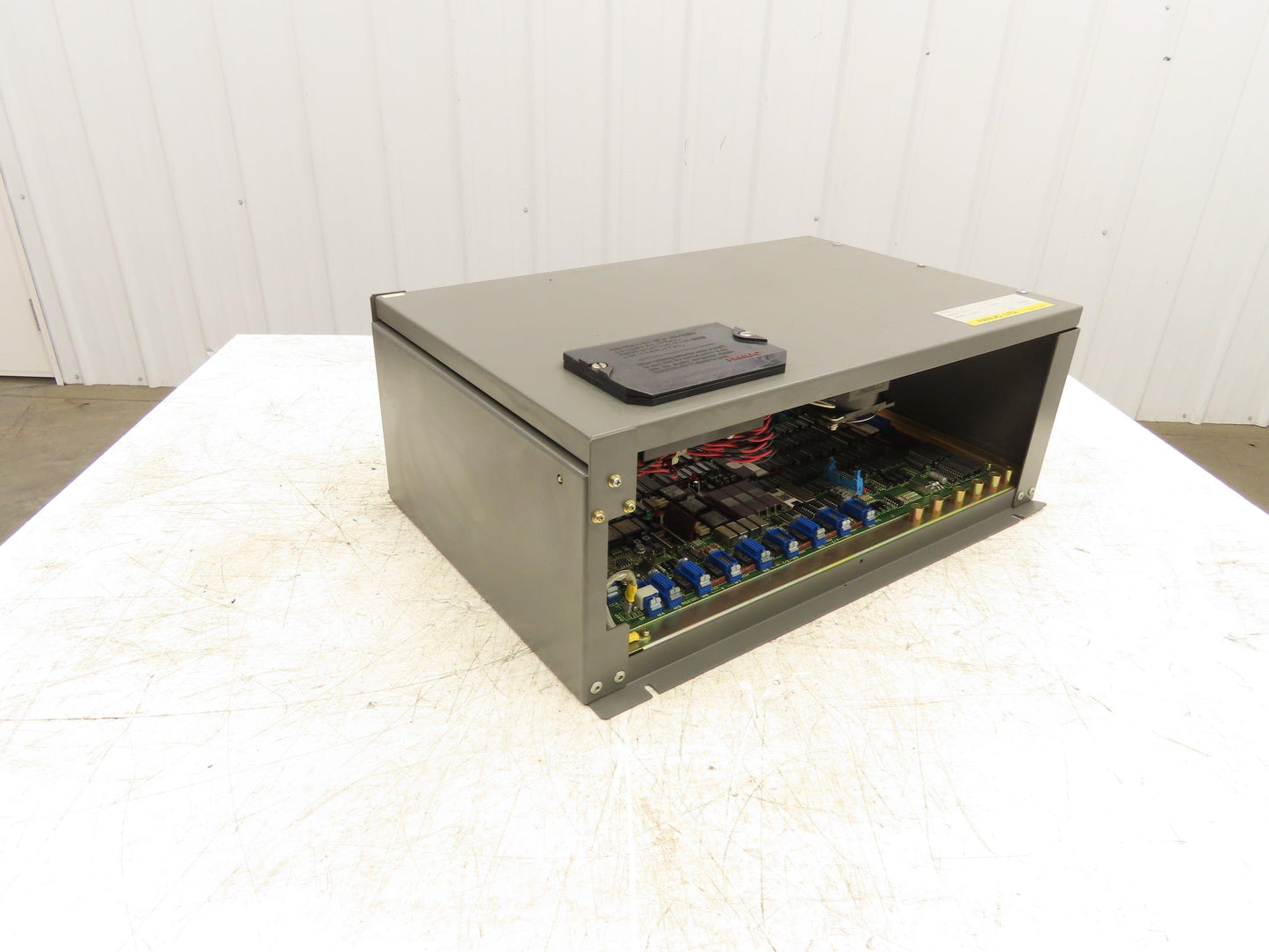 Fanuc A02B-0058-B501 PLC Power Supply Controller Unit Chassis
