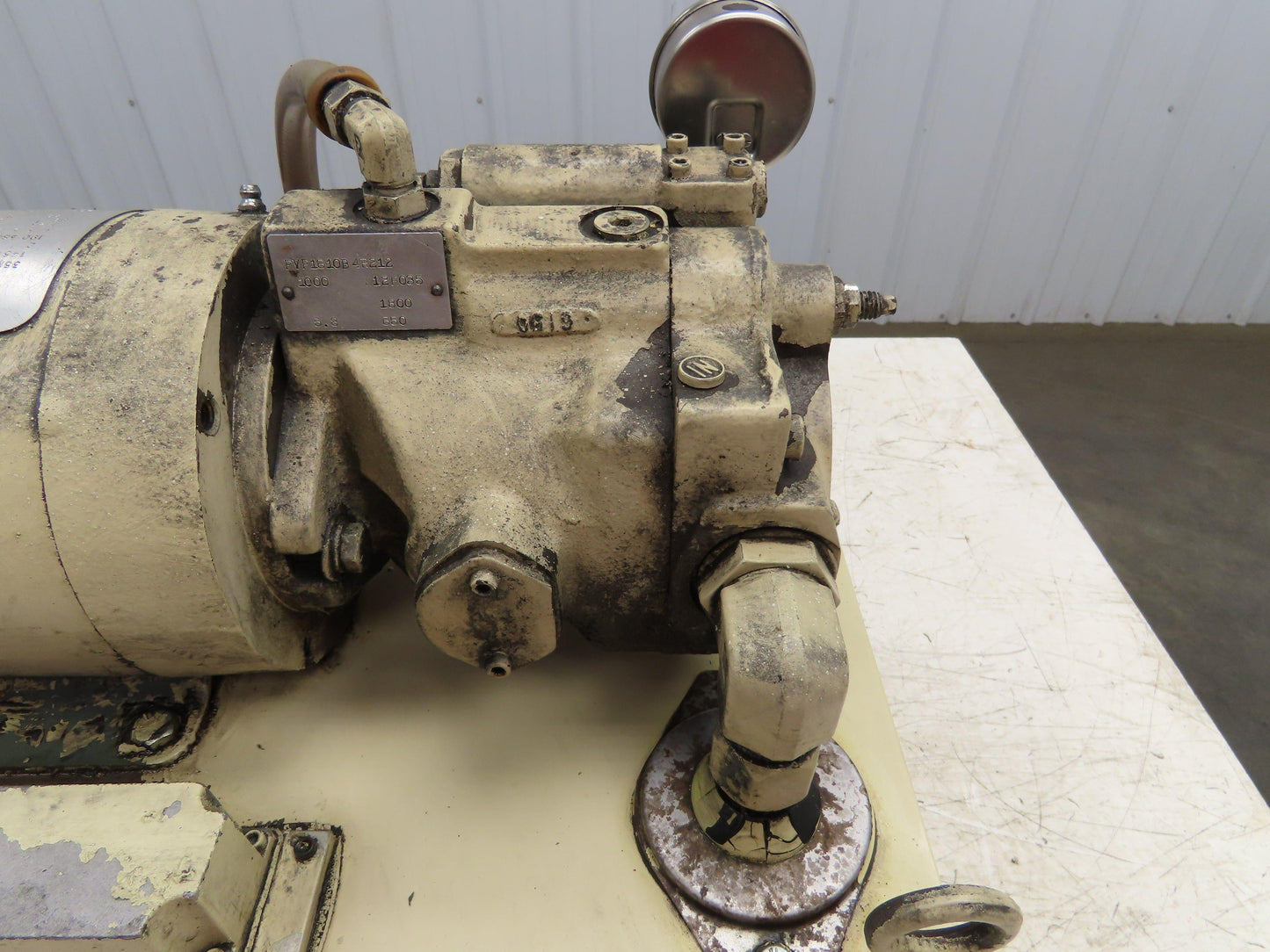 Parker PVP1610B4R212 Hydraulic Power Unit 1000PSI 5.8GPM 7 Gallon Tank 230/460V