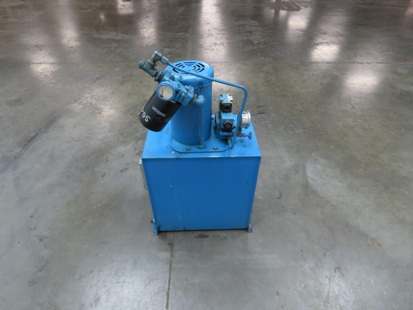 Vickers V101P2P1C20 Hydraulic Power Unit 7.3GPM 2500PSI 2Hp Motor 230/460V 3Ph