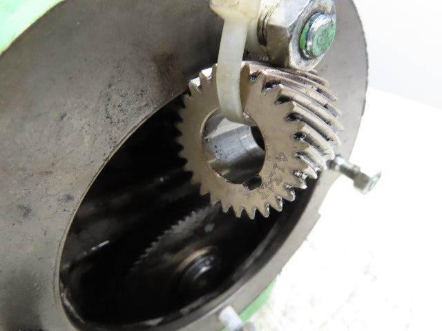 Sew Eurodrive KAF57DRN100L4 Gearbox Speed Reducer 27:1 Ratio 65 RPM 5310In-lbs