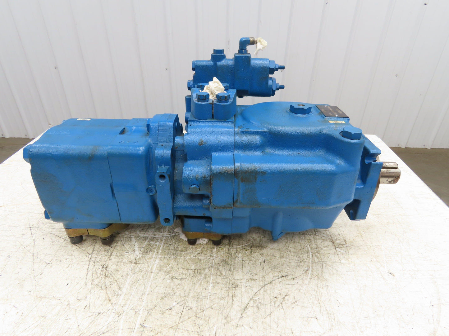Vickers PVH131QICRCF16S11C21V1731 Hydraulic Double Pump 41GPM Piston 43GPM Vane