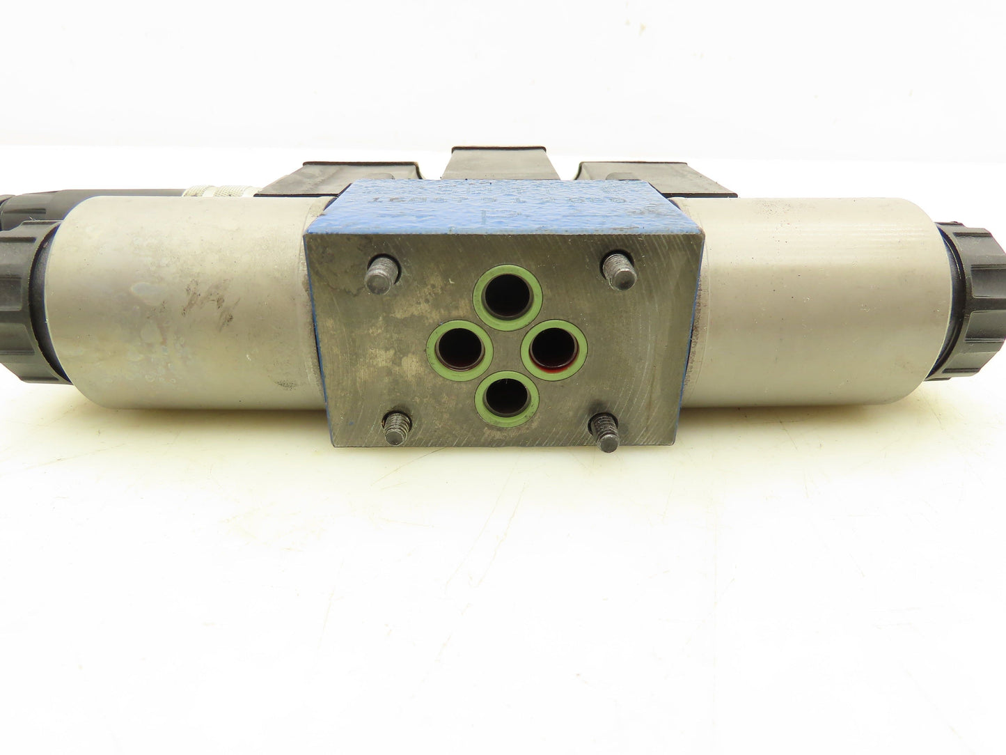 Rexroth 4WRAE6E30-23/G24N9K31/A1V Proportional Directional Valve Hydraulic 24VDC