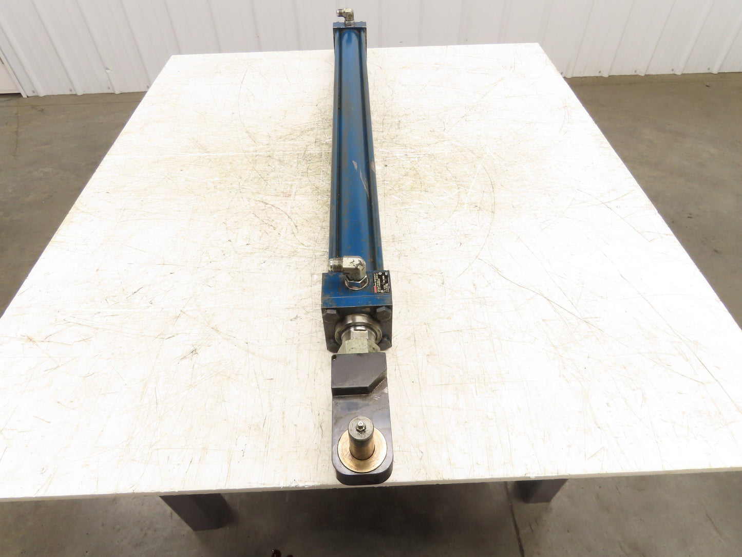 Rexroth CDT4MP1 Hydraulic Cylinder 2.5" Bore 34" Stroke 3000psi Clevis Mount