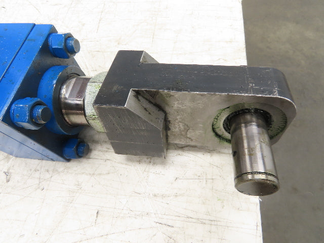 Vickers Hydraulic Cylinder 2.5" Bore 34" Stroke 3000psi Clevis Mount CDT4MP1