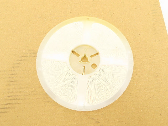 Yageo RC0805FR-07261KL Chip Resistor Tape And Reel 5000 Pieces