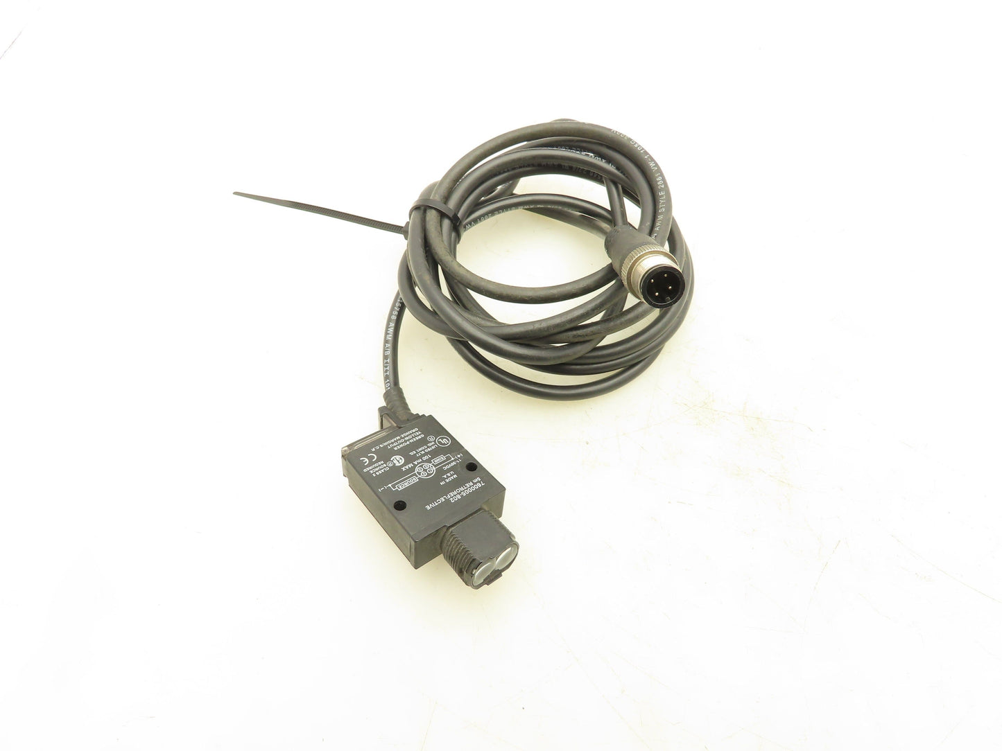 Allen Bradley 7600005-802 Retroreflective Photoeye Sensor 5M