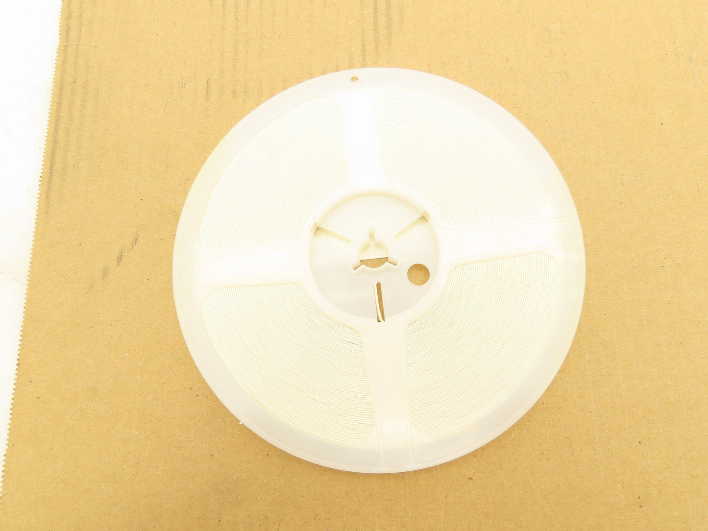 Yageo RC0805FR-0710RL Chip Resistor Tape And Reel 10 Ohms ± 1% 5000 Pieces