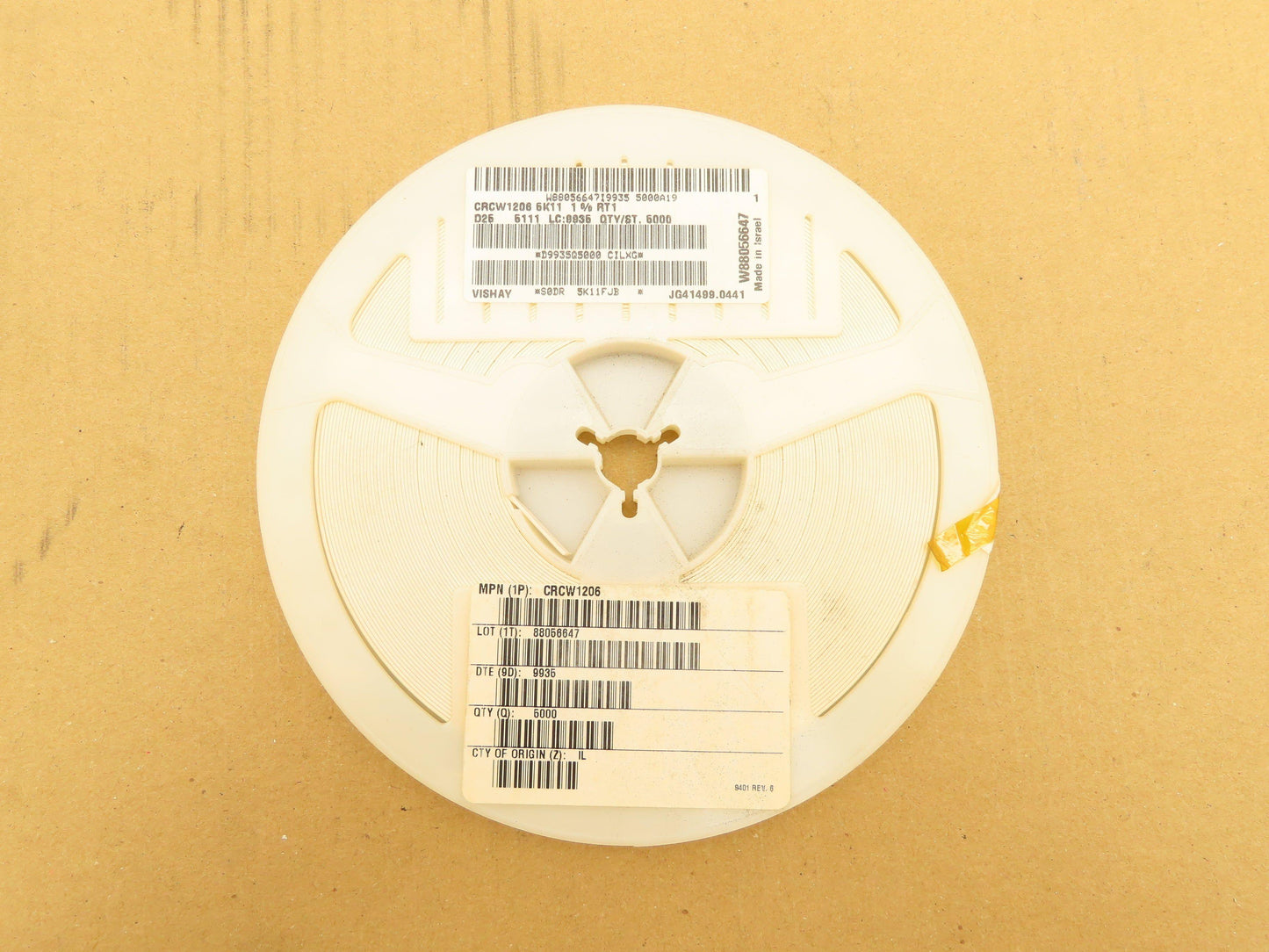 Vishay CRCW1206 Chip Resistor Tape And Reel 1206 1/4W ± 1% 5000 Pieces