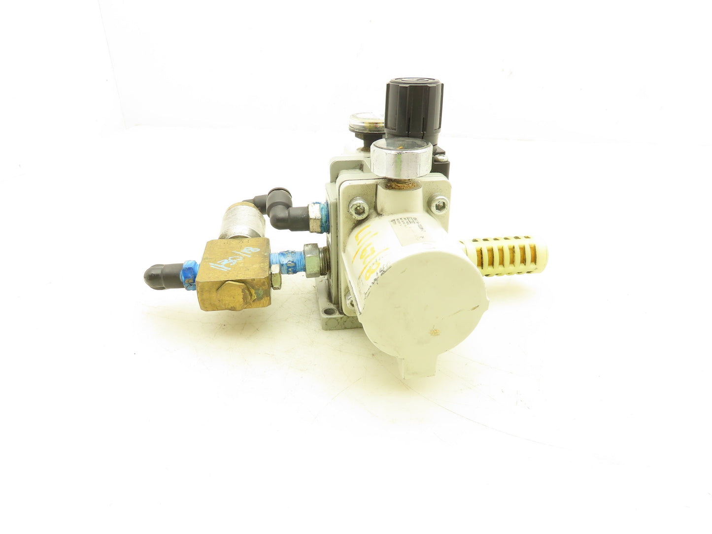 SMC VBA11A-T02GN-Z Pneumatic Booster Regulator Spool Valve 1/4" NPT