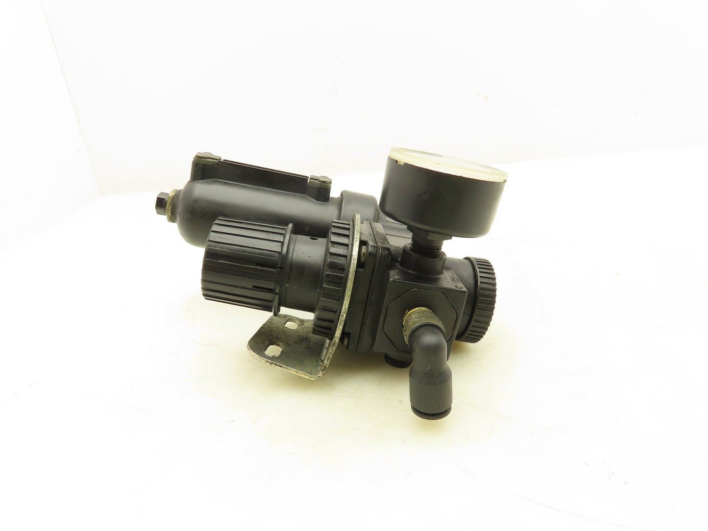 Norgren F08-000-M3D0 Pneumatic Regulator Filter Assembly 1/4 NPT