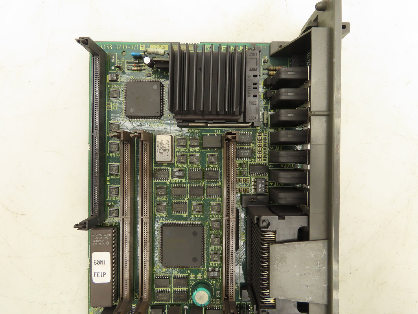 Fanuc A16B-3200-0219/02A Circuit Board Slot Card Holder Parts Only