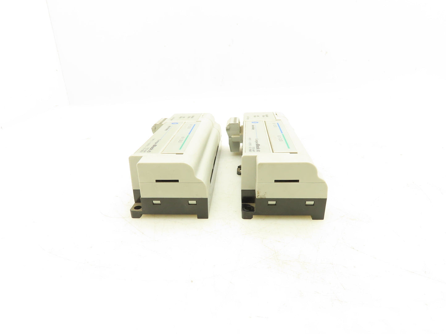 Allen Bradley 1791D-4B4P DeviceNet 4 Channel I/O PLC Module Ser B Lot of 2