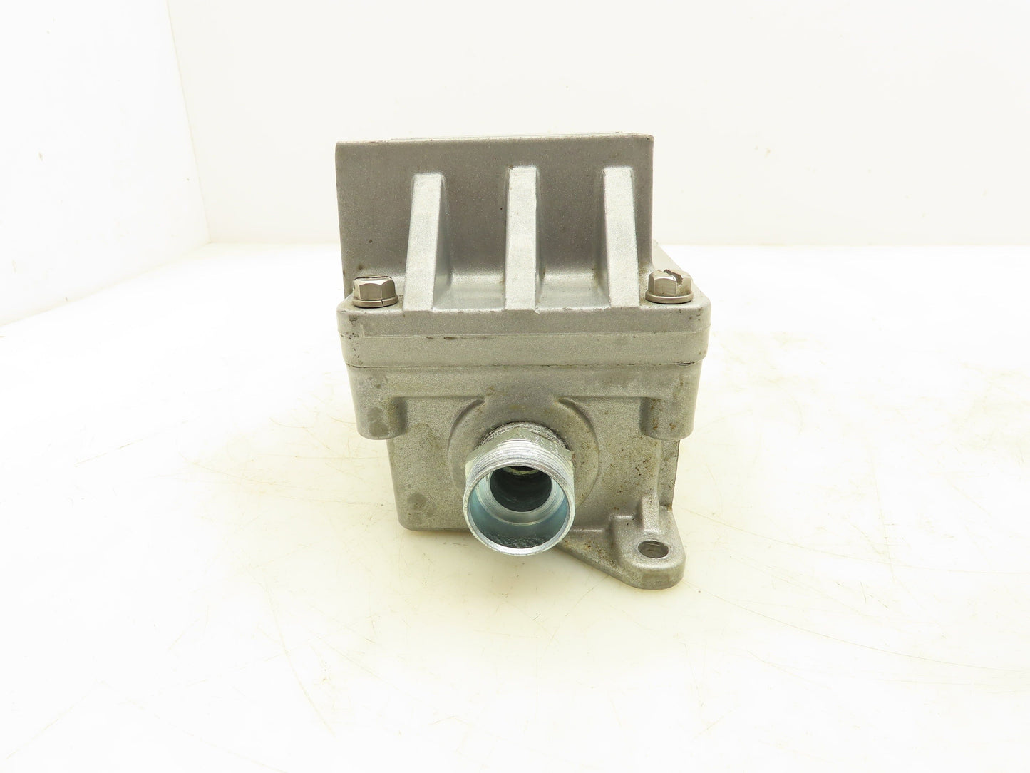 Square D 2510-KR2H Manual Motor Starting Switch 600V 30A 3PH Series B Rainproof
