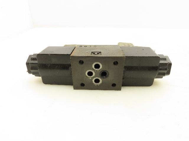 Daikin KSO-G02-4CA-30-CL Hydraulic Directional Control Solenoid Valve 110V