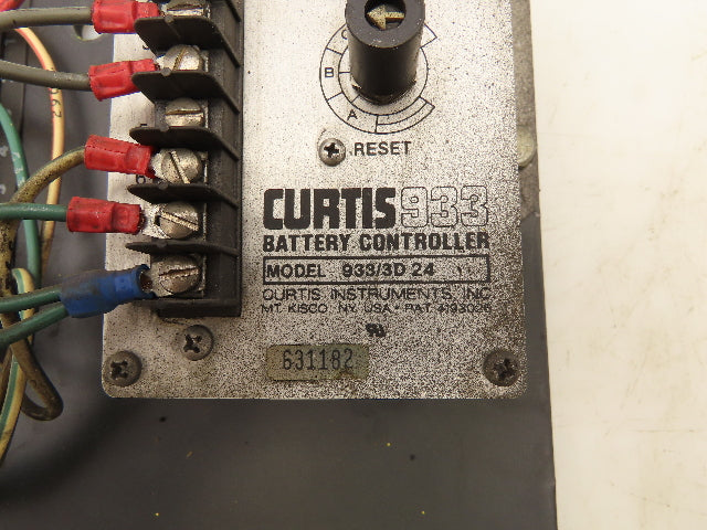 Crown 933/3D24 SP Order Picker Forklift Curtis933 Battery Controller Panel