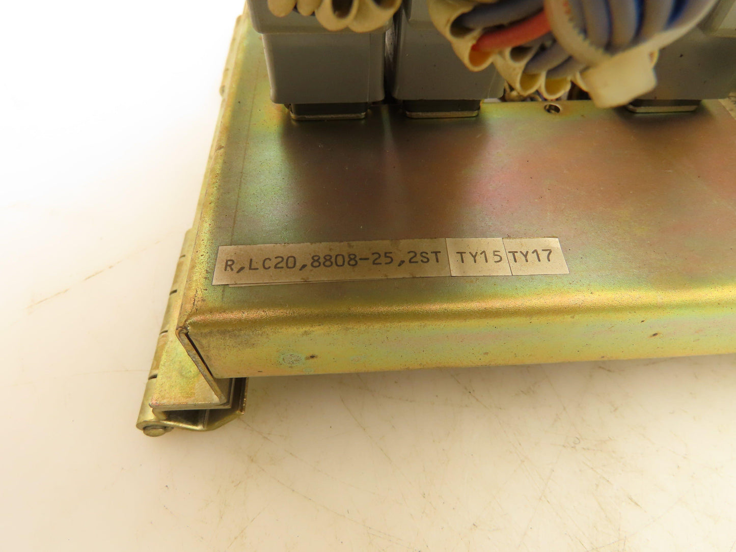 Okuma LC20-8808-2ST Machine Relay Control Panel Relays Sockets