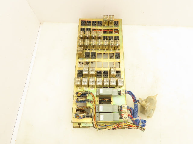 Okuma LC20-8808-2ST Machine Relay Control Panel Relays Sockets