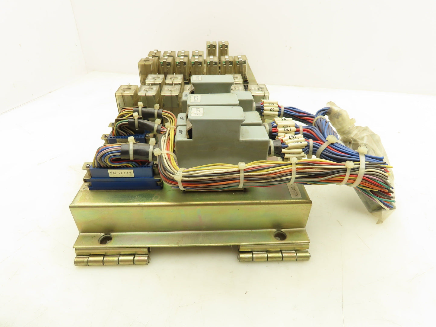 Okuma LC20-8808-2ST Machine Relay Control Panel Relays Sockets
