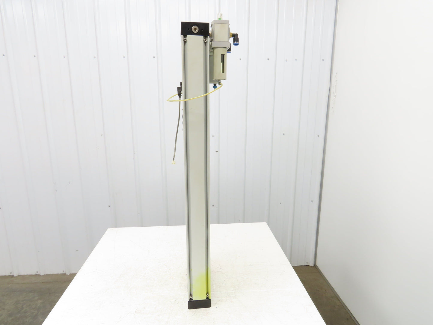 Festo PDAD-51-G3/8 Adsorption Dryer For Dry And Clean Compressed Air 16 Bar Max