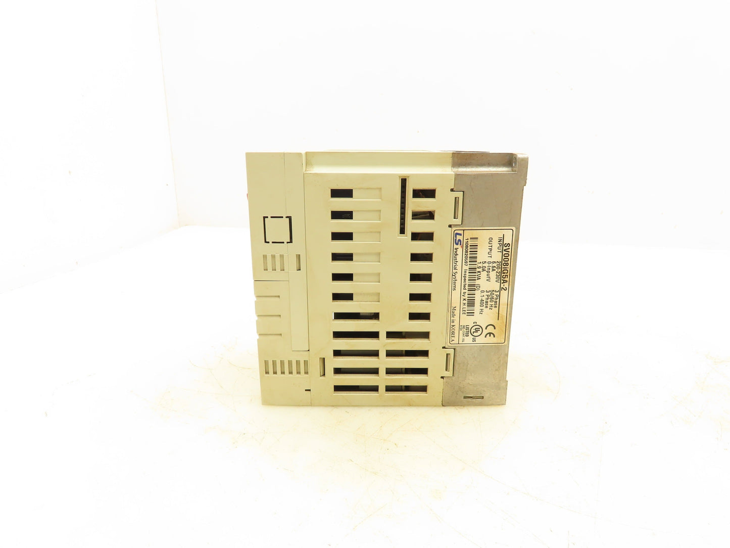 LS Industrial SV008IG5A-2 Variable Frequency Drive 200-230V 6.6A 3PH 1.9KVA