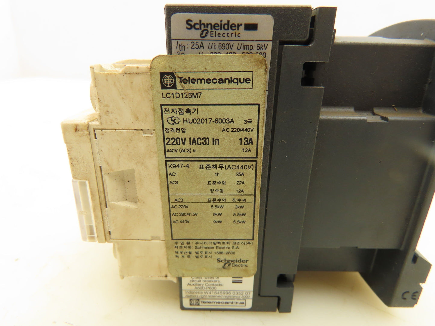 Schneider LC1D126M7 Contactor AC Switching 220V 13A