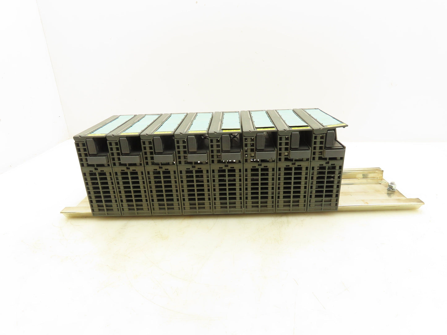 Siemens 321-1BH02-0AA0 Digital Input Module 16 Inputs 24VDC 10mA