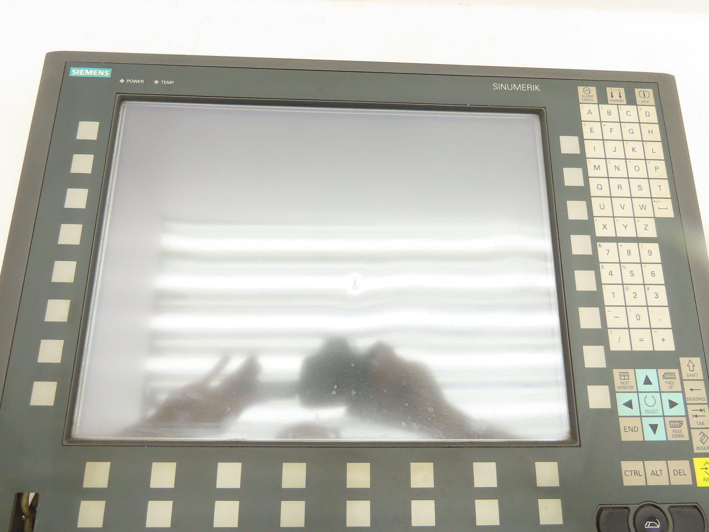 Siemens Simatic 6FC5203-0AF08 Operator Control Panel HMI 15" Screen