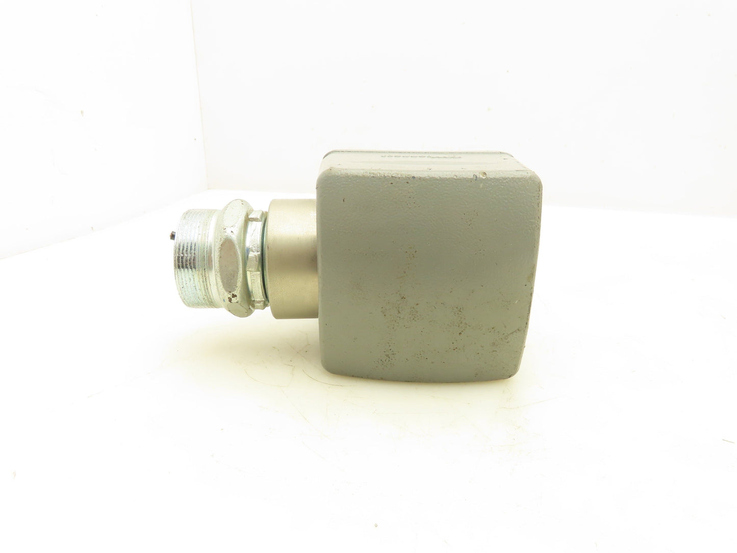 GW Connect GWD32 Heavy Duty Power Connector Male 32 Pin Hood Side Entry Lot Of 7