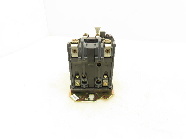 Allen Bradley 509-AOXD Starter Non Reversing 120V Coil 600VAC 18A 1HP Ser.B