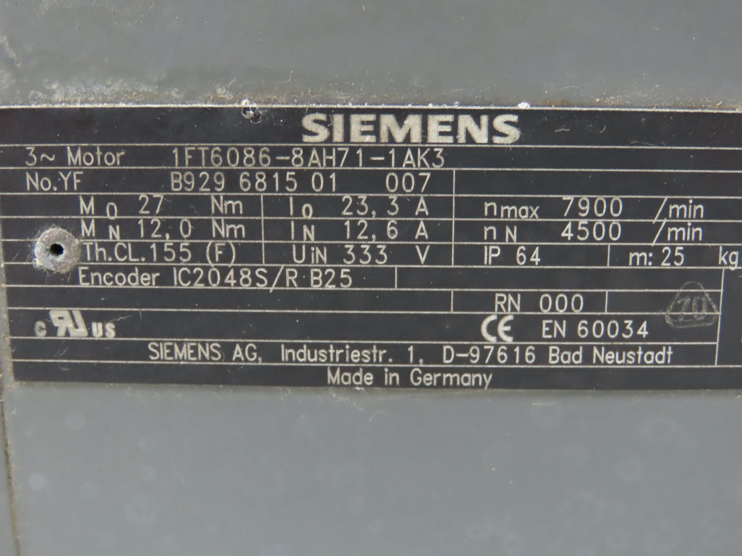 Siemens 1FT6086-8AH71-1AK3 Servo Motor 333V 7900 RPM 3PH Encoder IC2048S/R B25
