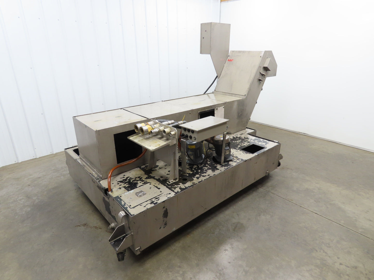 Syst Scraper Belt Chip Conveyor Coolant Recovery 3-Pump Filtration Tank
